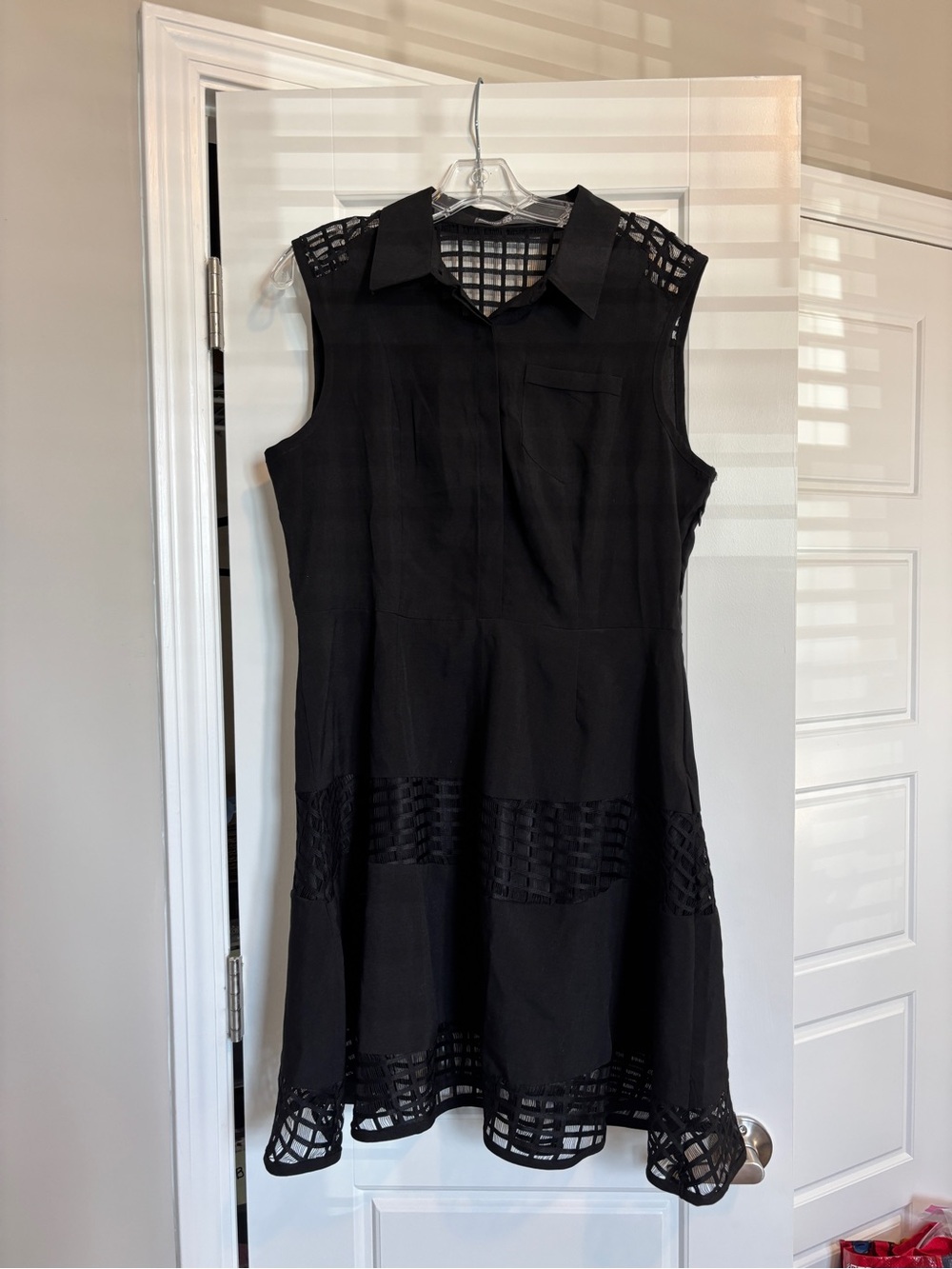 5/$25 💐 | black collared dress